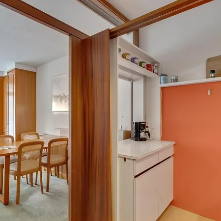 Apartment Am *